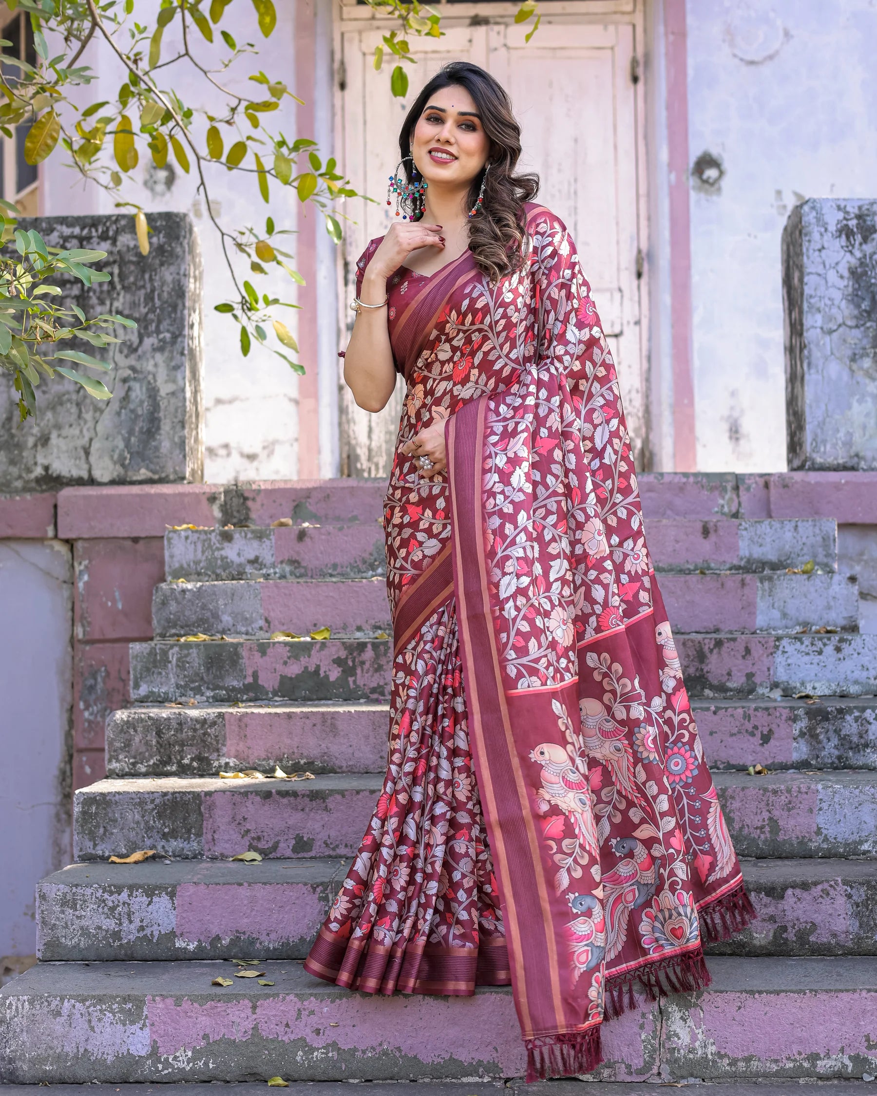 Elegant Multicolor Linen Saree with Traditional Patterns | Lightweight Festive Wear