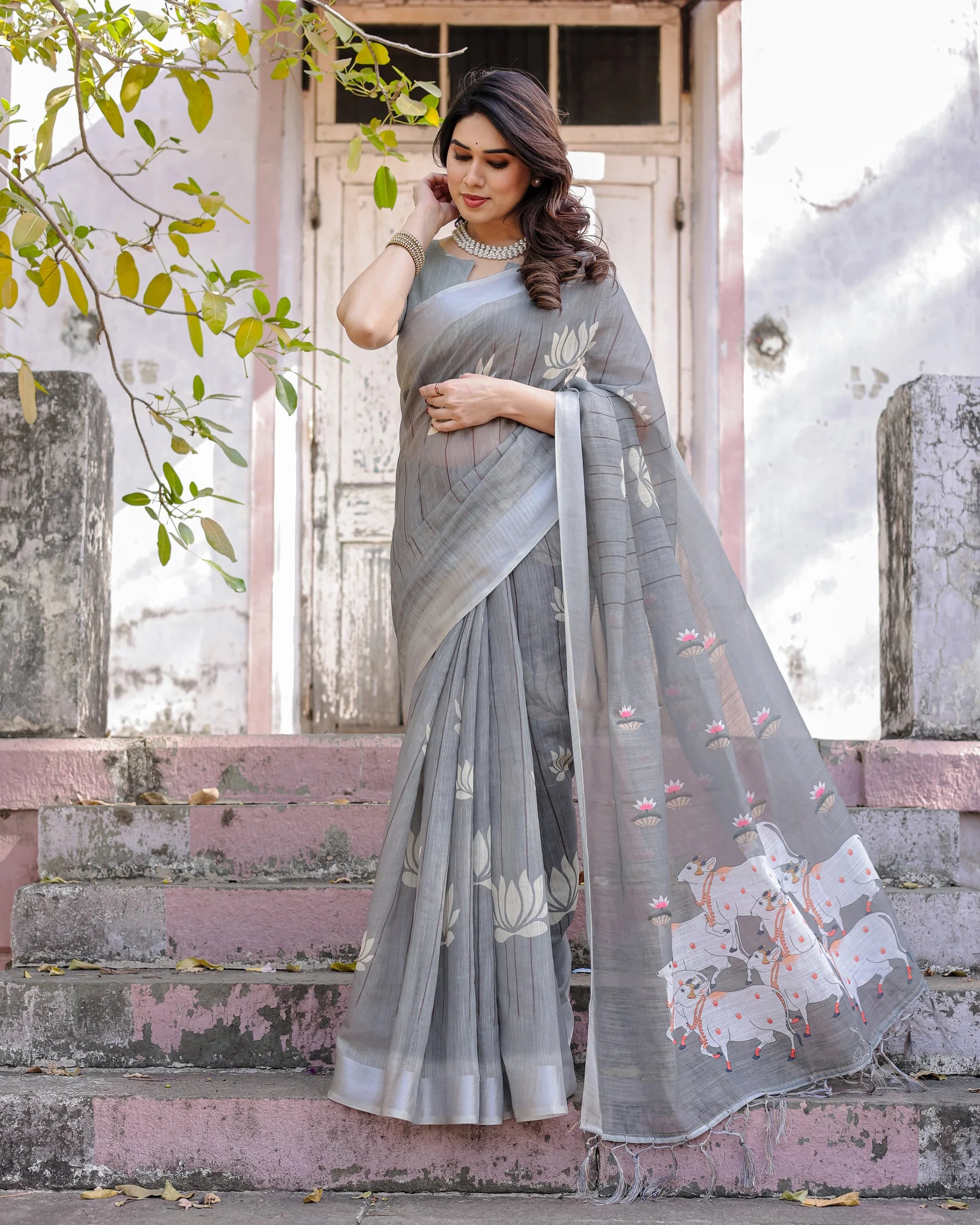 Elegant Multicolor Linen Saree with Traditional Patterns | Lightweight Festive Wear