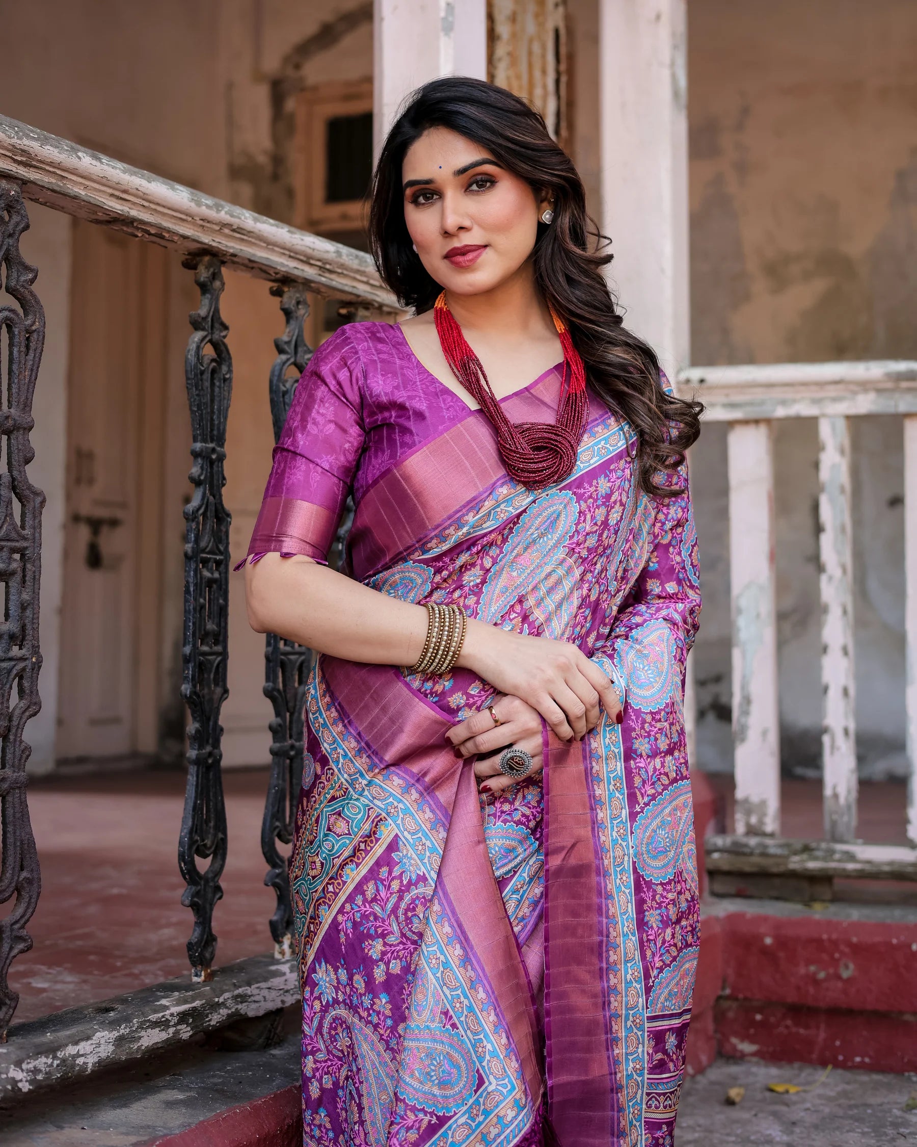 Elegant Multicolor Linen Saree with Traditional Patterns | Lightweight Festive Wear