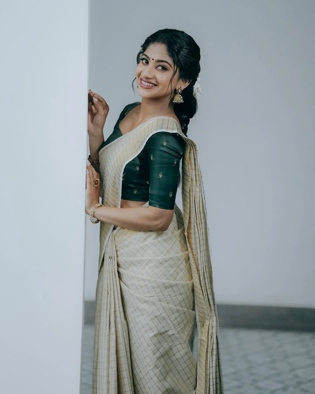 Elegance Silk Symphony Saree for all Festival Special