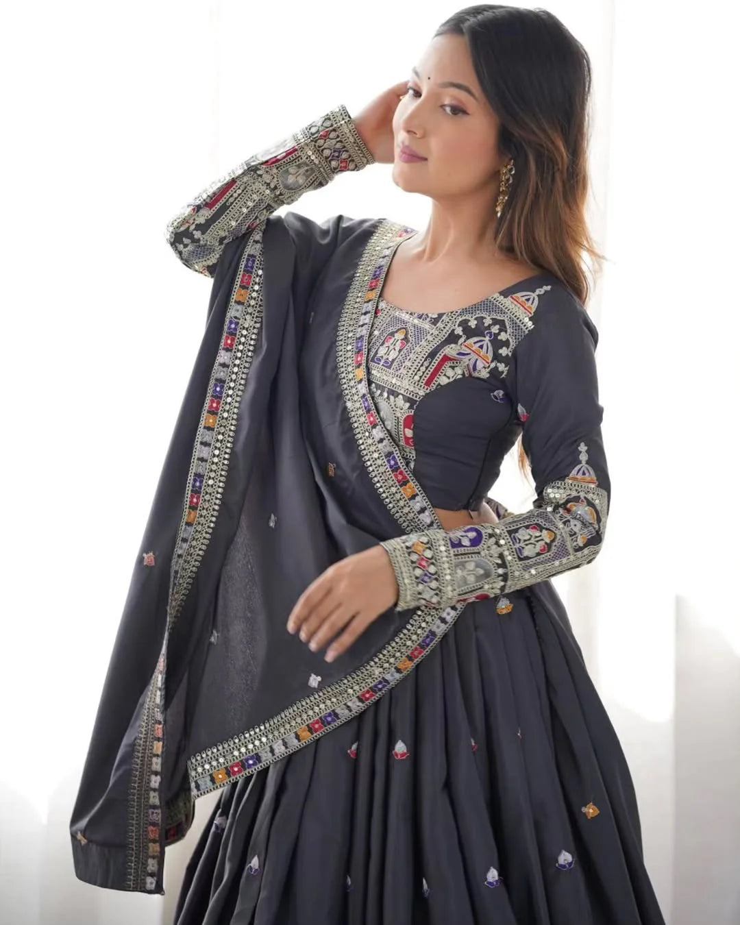 Elegant Black Chaniya Choli for Women – Heavy Embroidered Lehenga with Mirror Work & Net Dupatta | Gujarati Wedding & Navratri Special Outfit