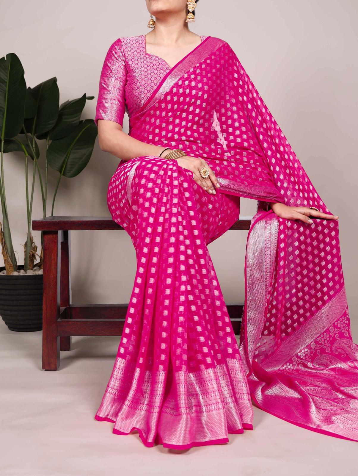 Nylon Georgette Zari Weaving Work Saree