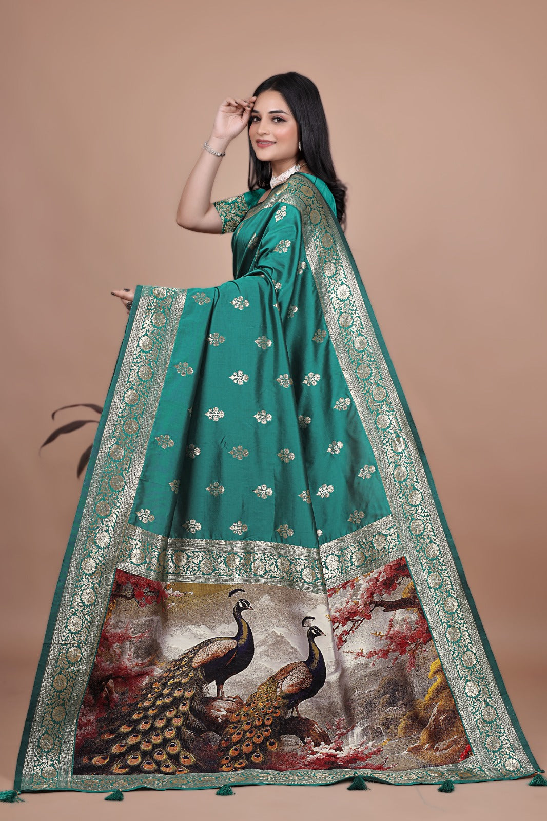 Emerald Green Banarasi Silk Saree with Artistic Peacock Pallu