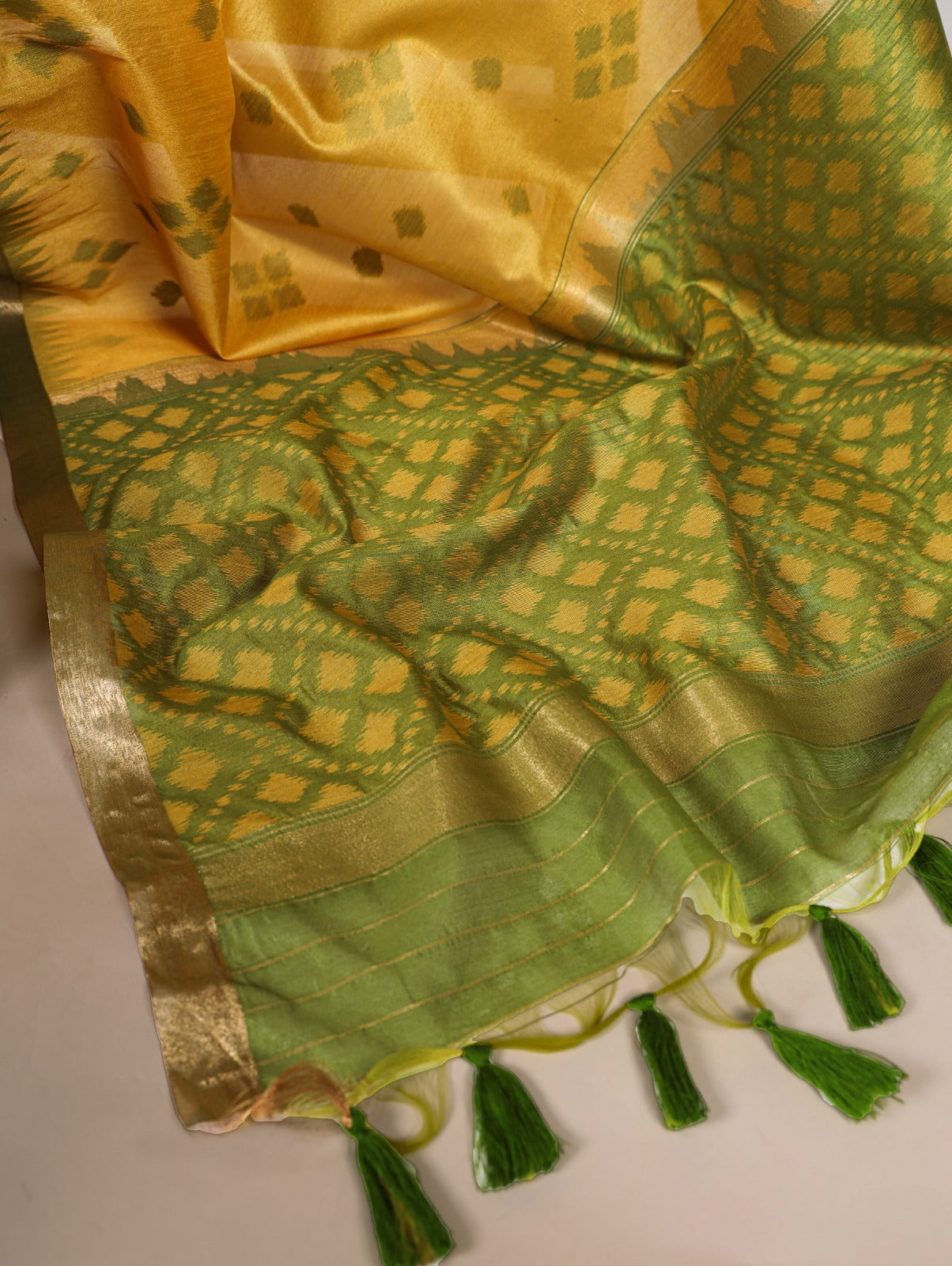 Jacquard Silk Patola Print With Zari Weaving Work Saree