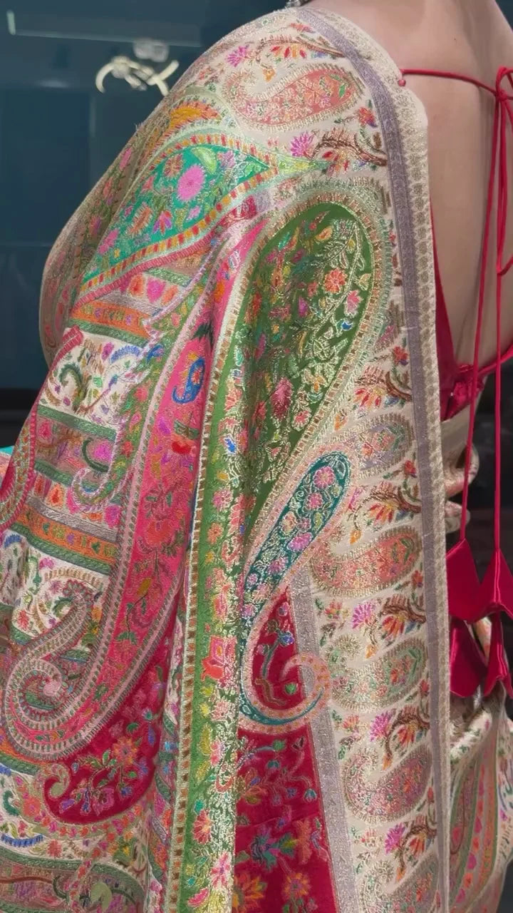 Exclusive Handwoven Banarasi Saree for Weddings and Festive Occasions