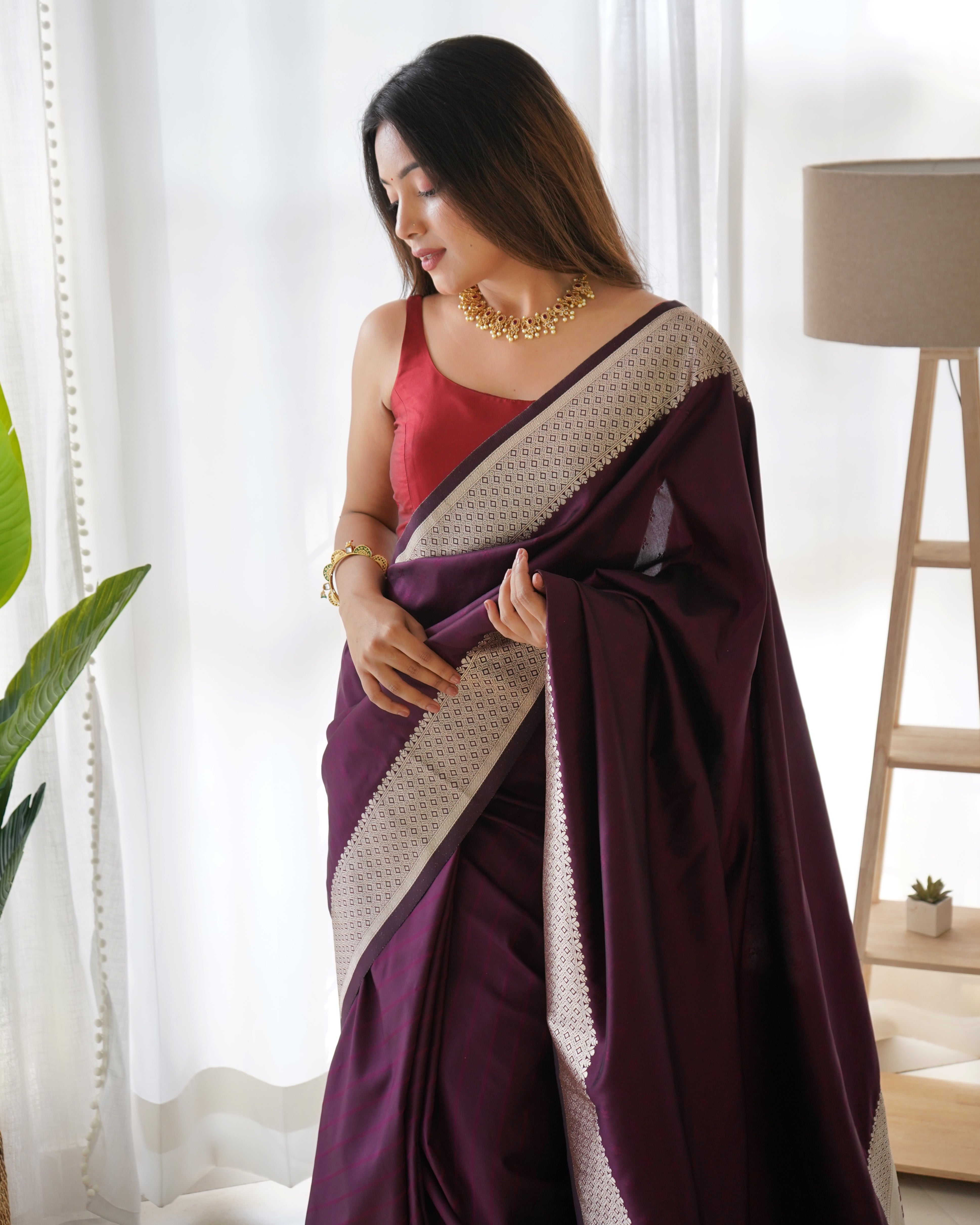anarasi woven design saree