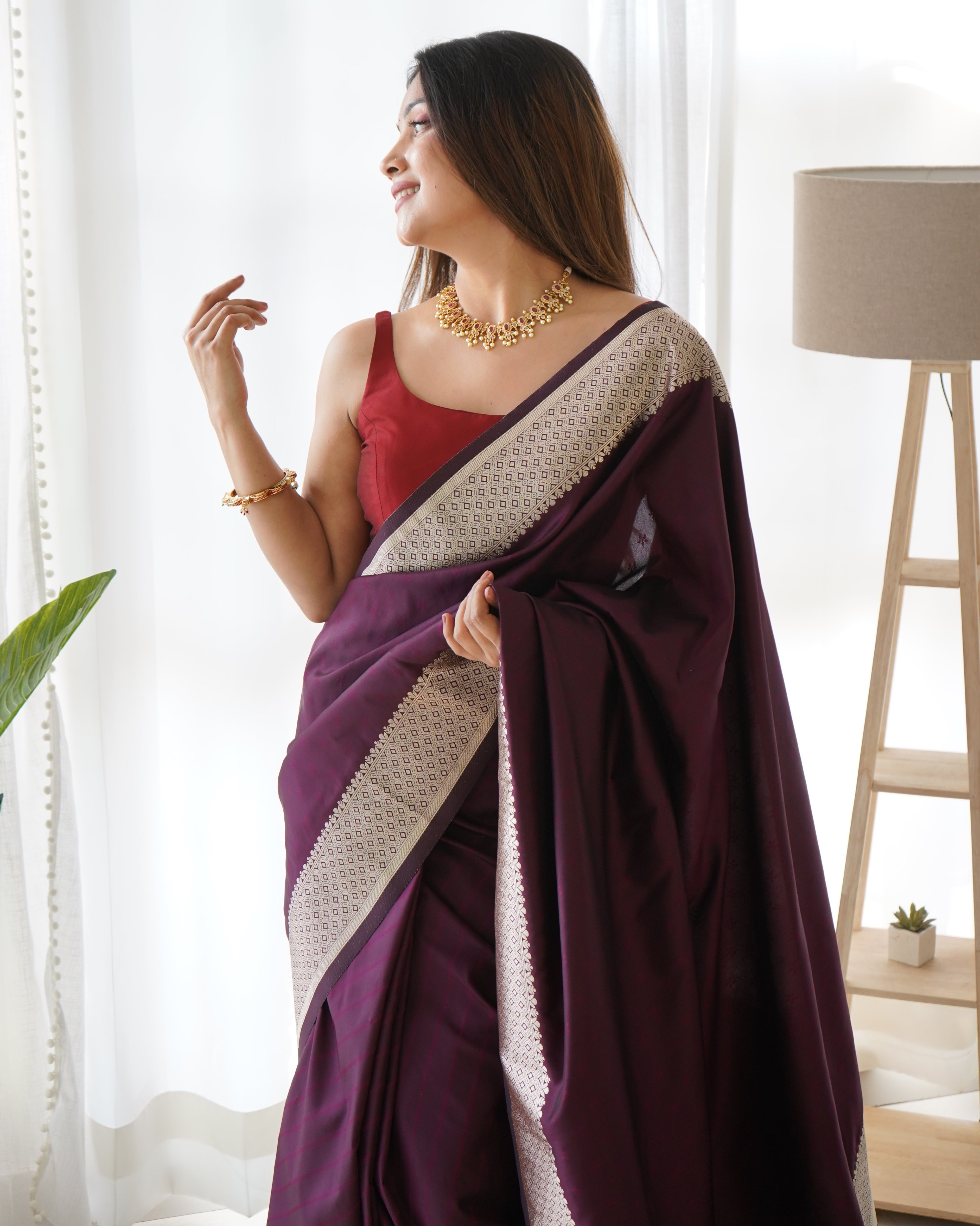 anarasi woven design saree