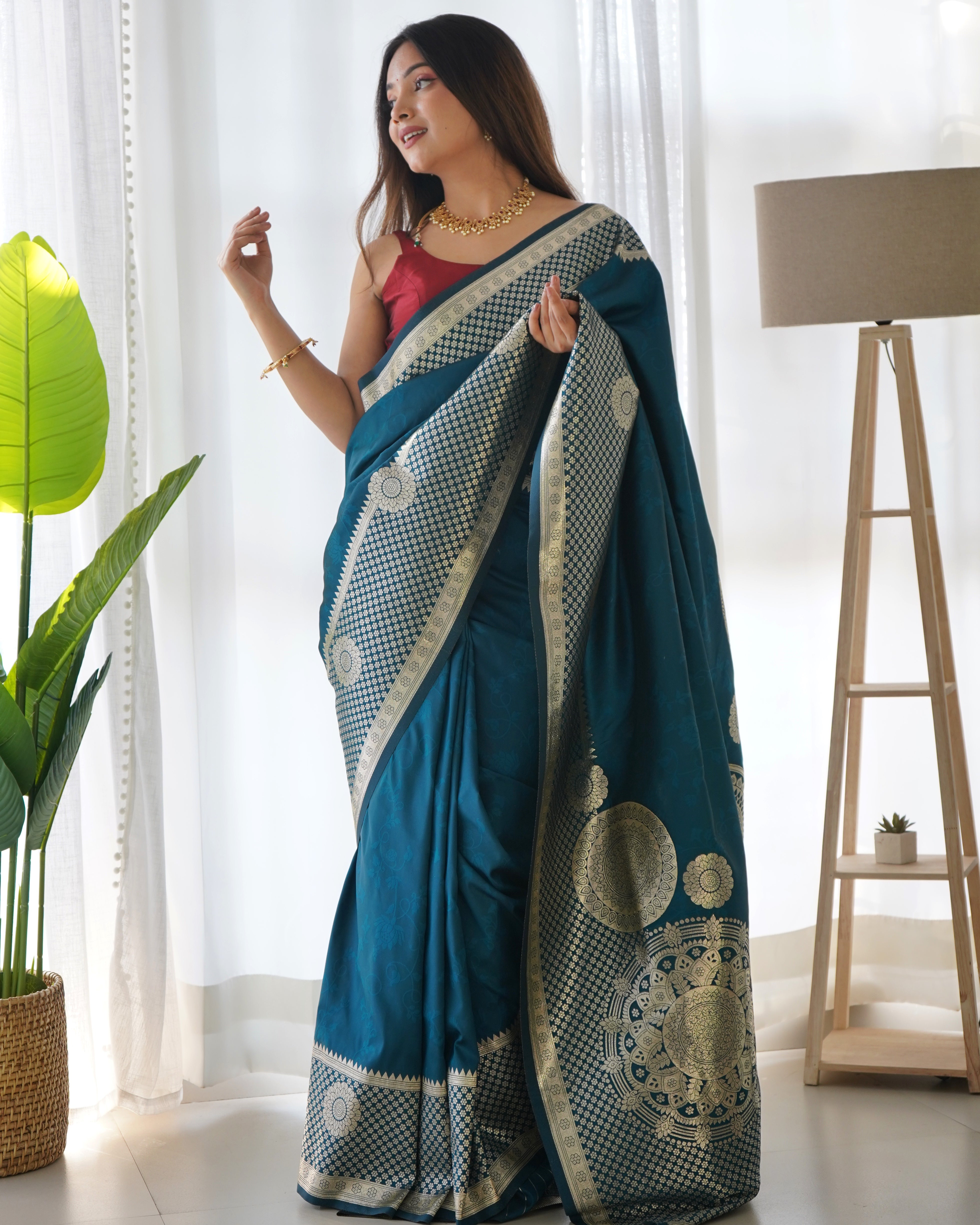 anarasi woven design saree