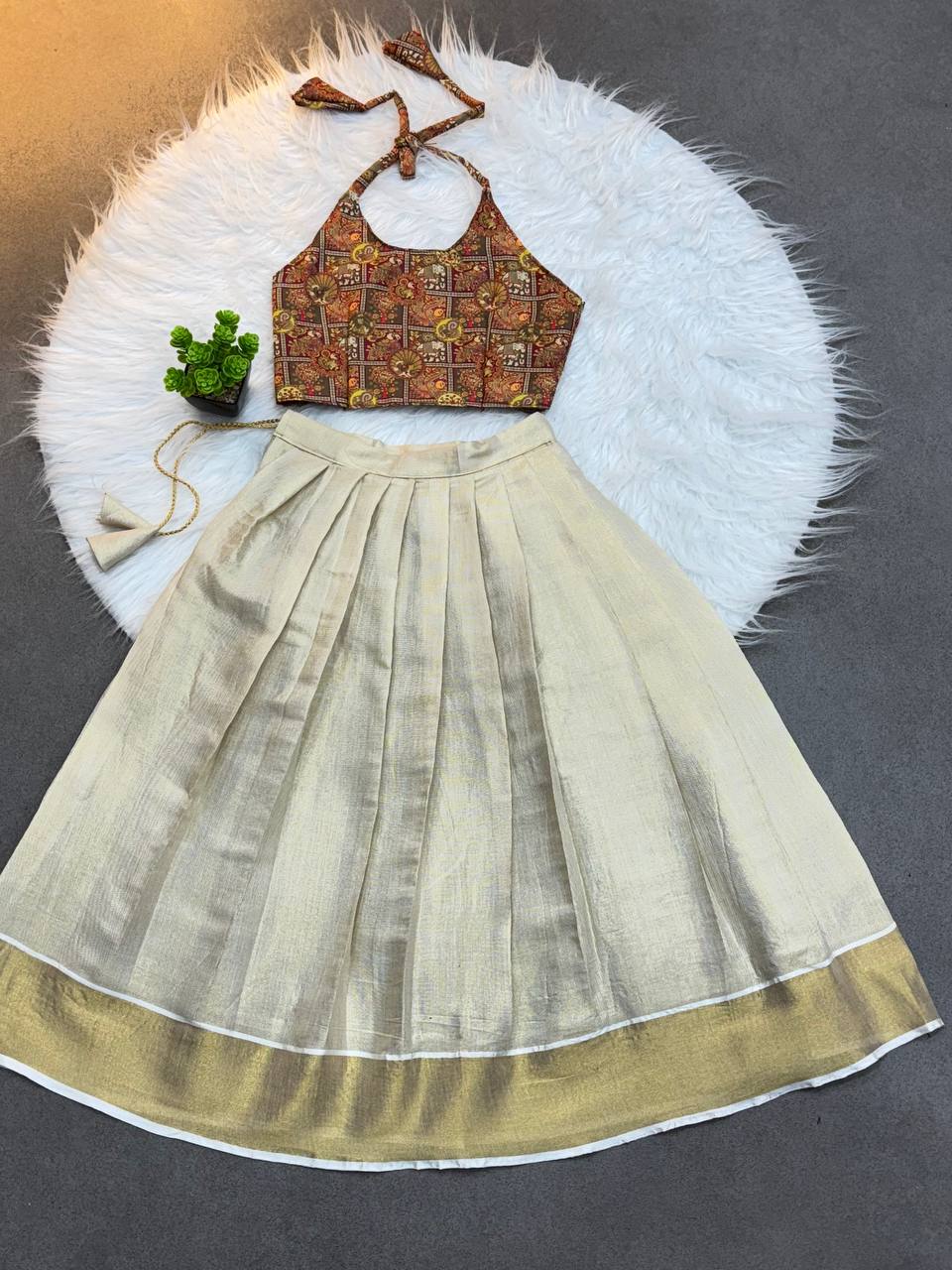 Ethnic Elegance – Handcrafted Kerala Cotton Skirt Set