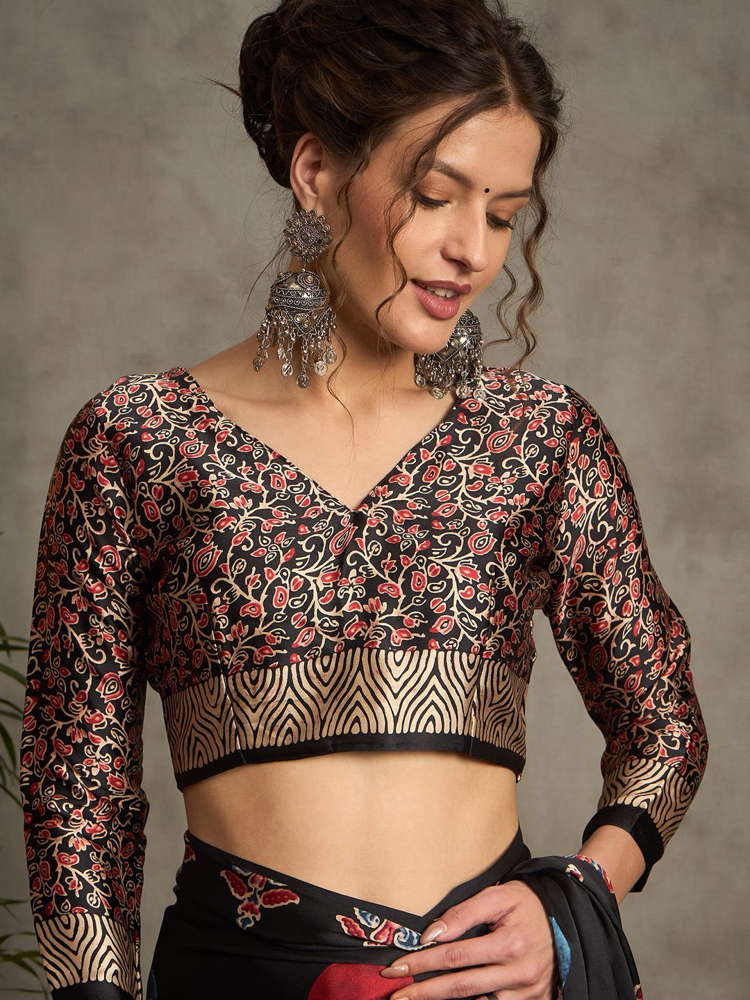 Black Gajji Silk Saree with Red Leaf Buta, Gold Border & Multicolor Abstract Pallu